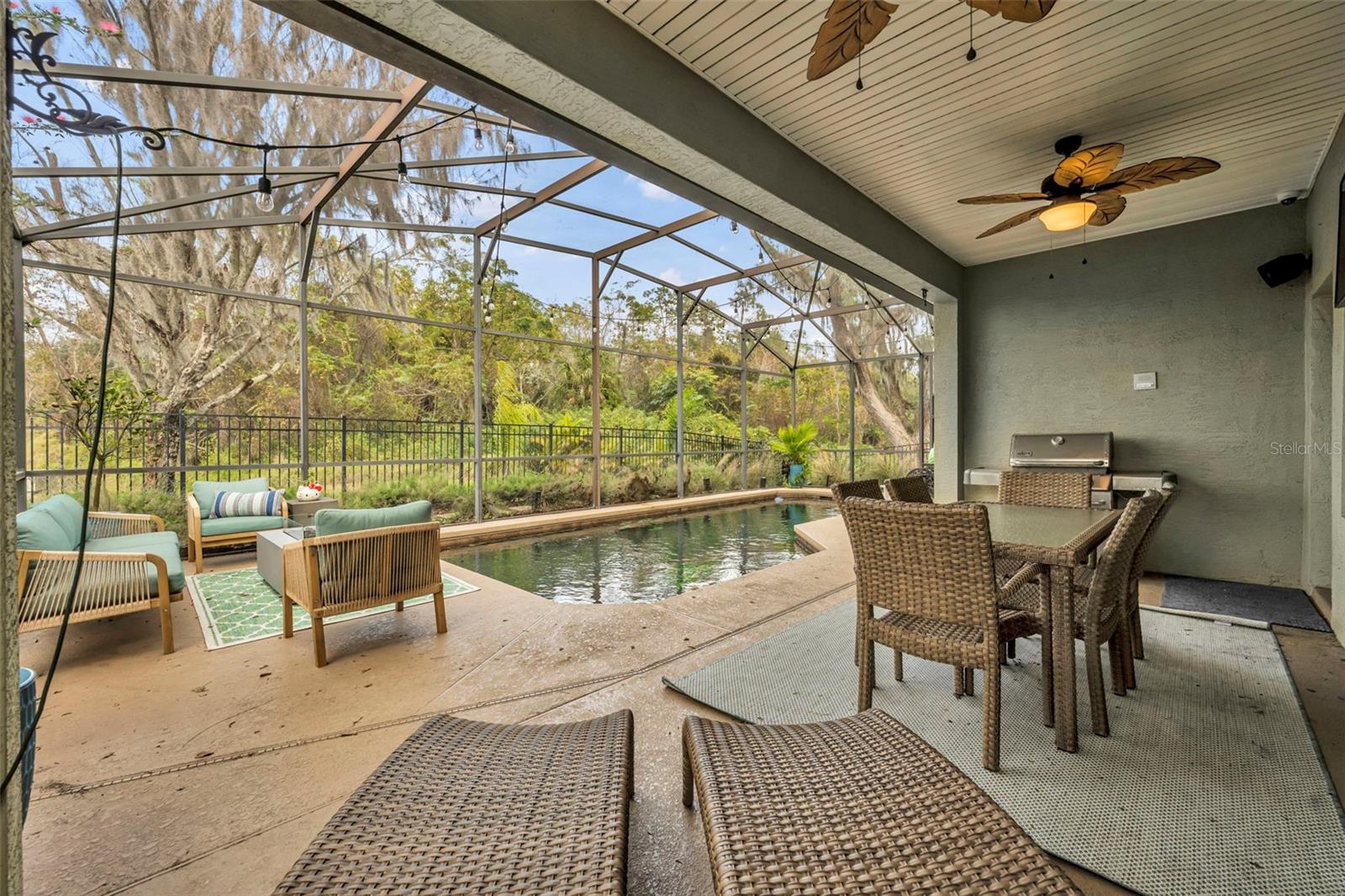 Image 22 of 42 For 607 Oakland Avenue