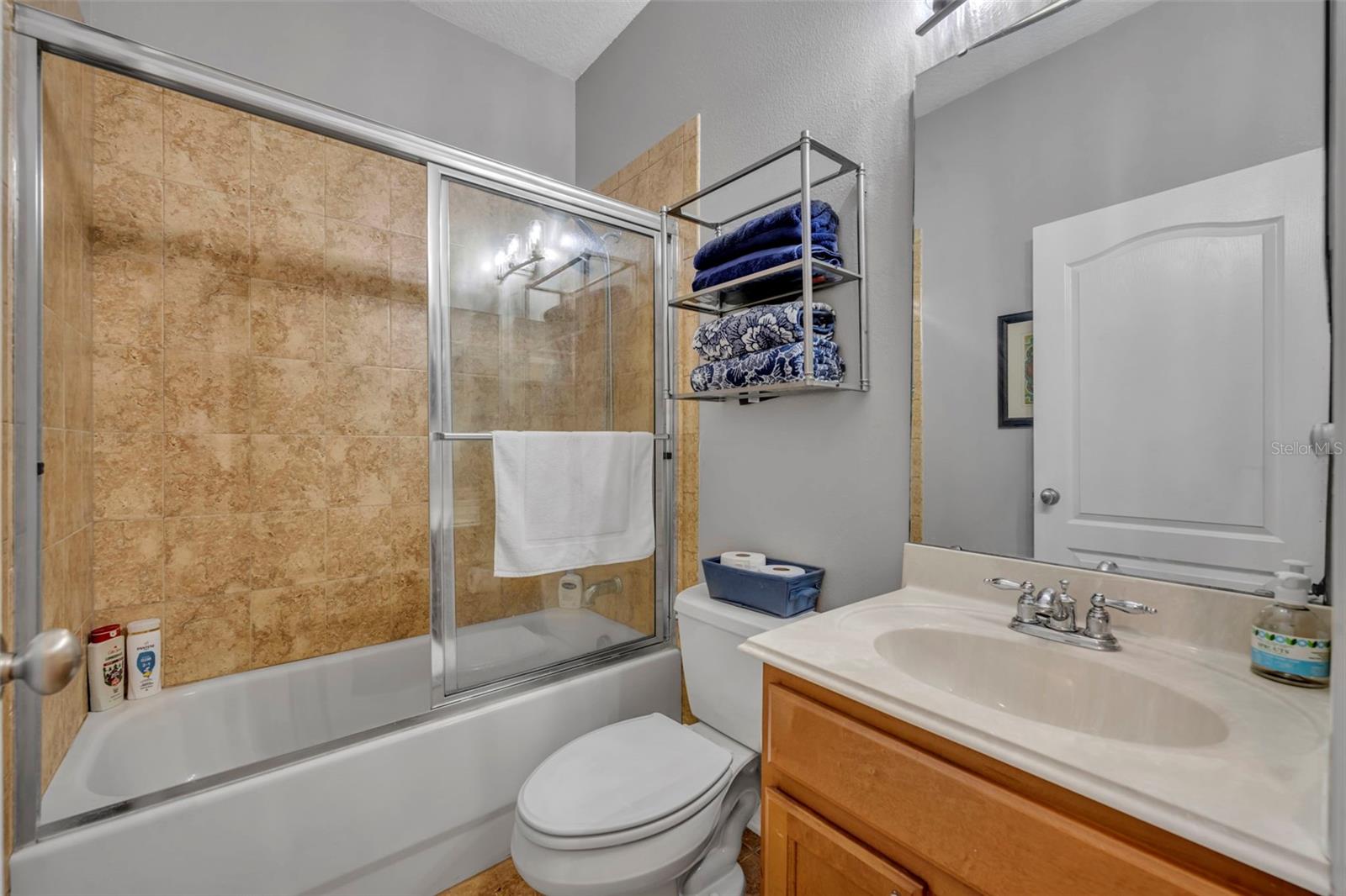 Image 34 of 42 For 607 Oakland Avenue