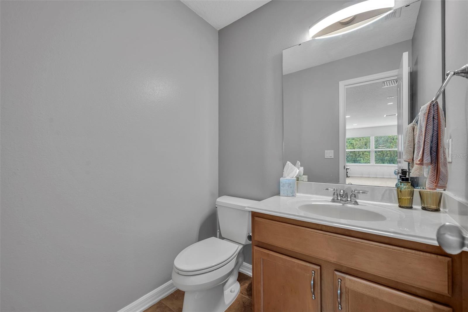 Image 40 of 42 For 607 Oakland Avenue