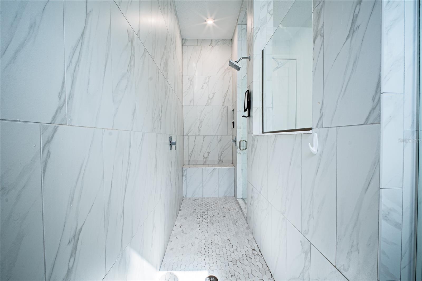 Image 21 of 33 For 6953 Broglie Street