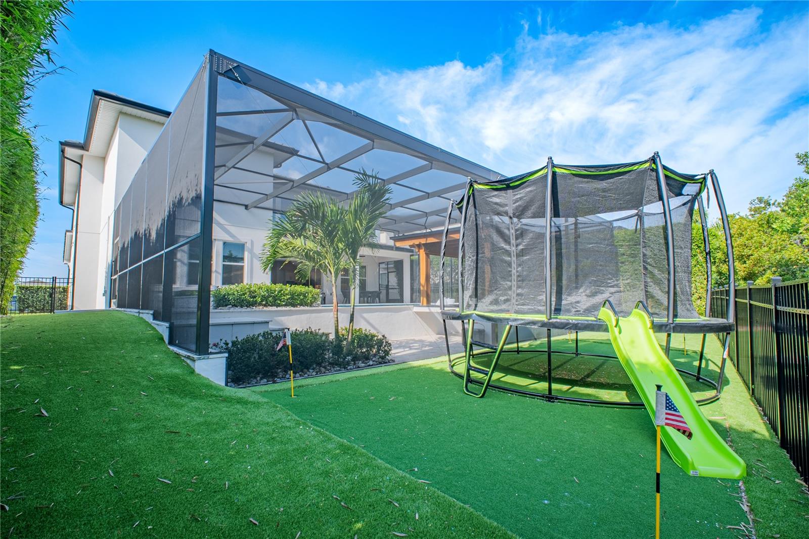 Image 9 of 33 For 6953 Broglie Street