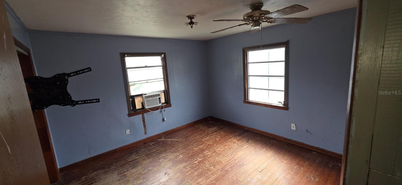 Image 18 of 20 For 305 16th Avenue