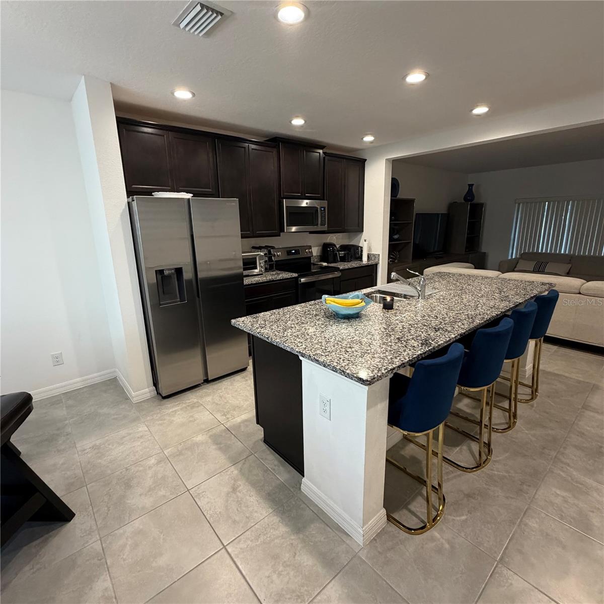 Image 2 of 19 For 214 Annabelle Way