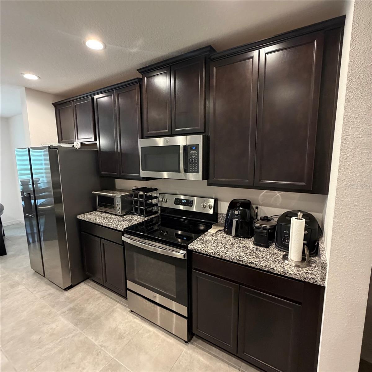 Image 5 of 19 For 214 Annabelle Way