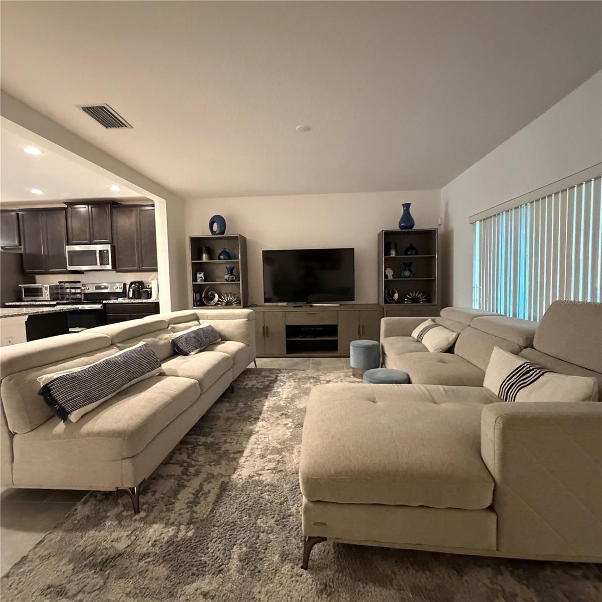 Image 7 of 19 For 214 Annabelle Way