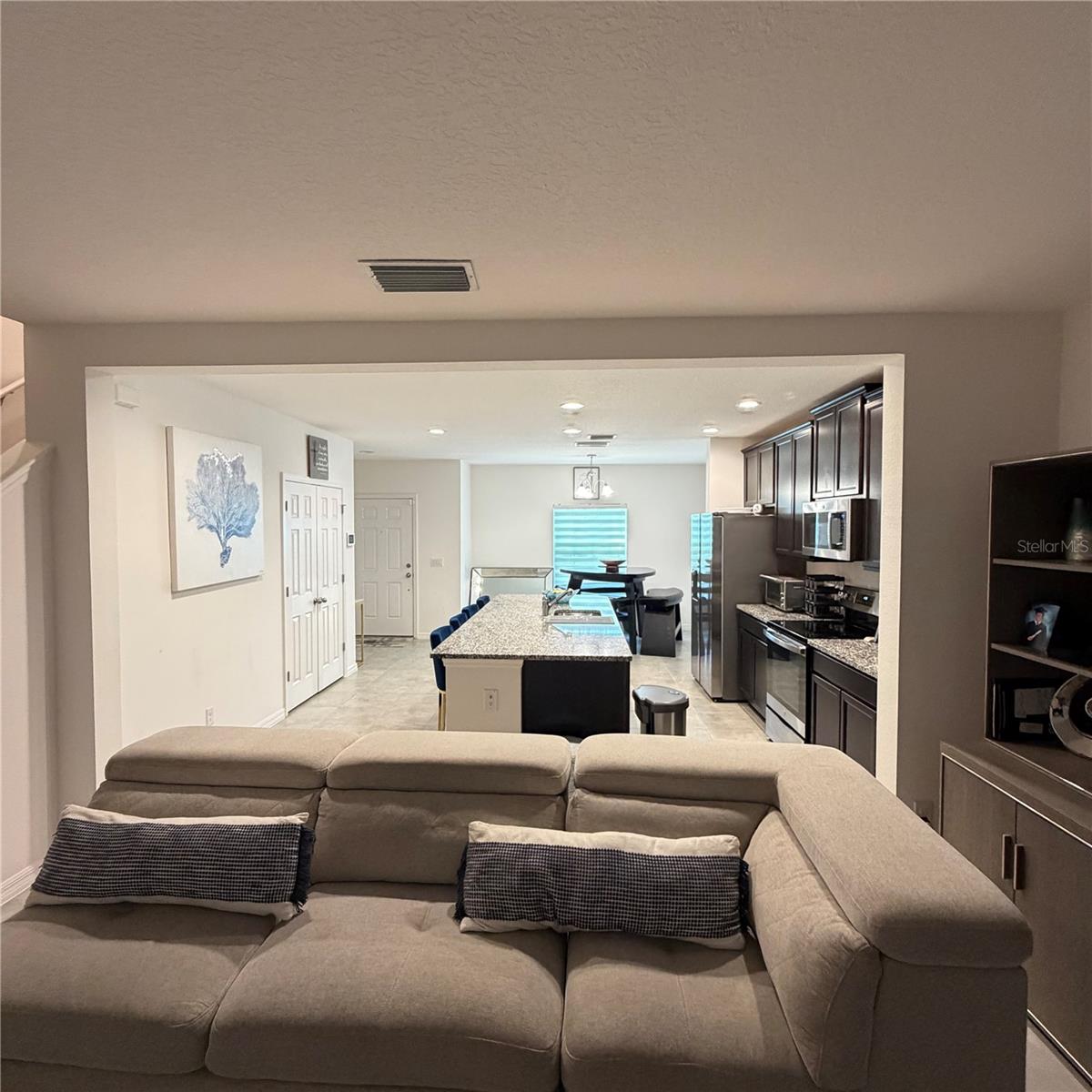 Image 9 of 19 For 214 Annabelle Way