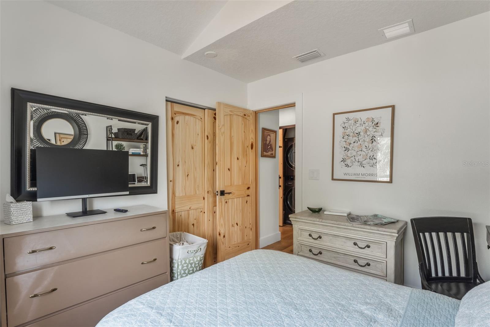 Image 7 of 17 For 840 Canton Avenue