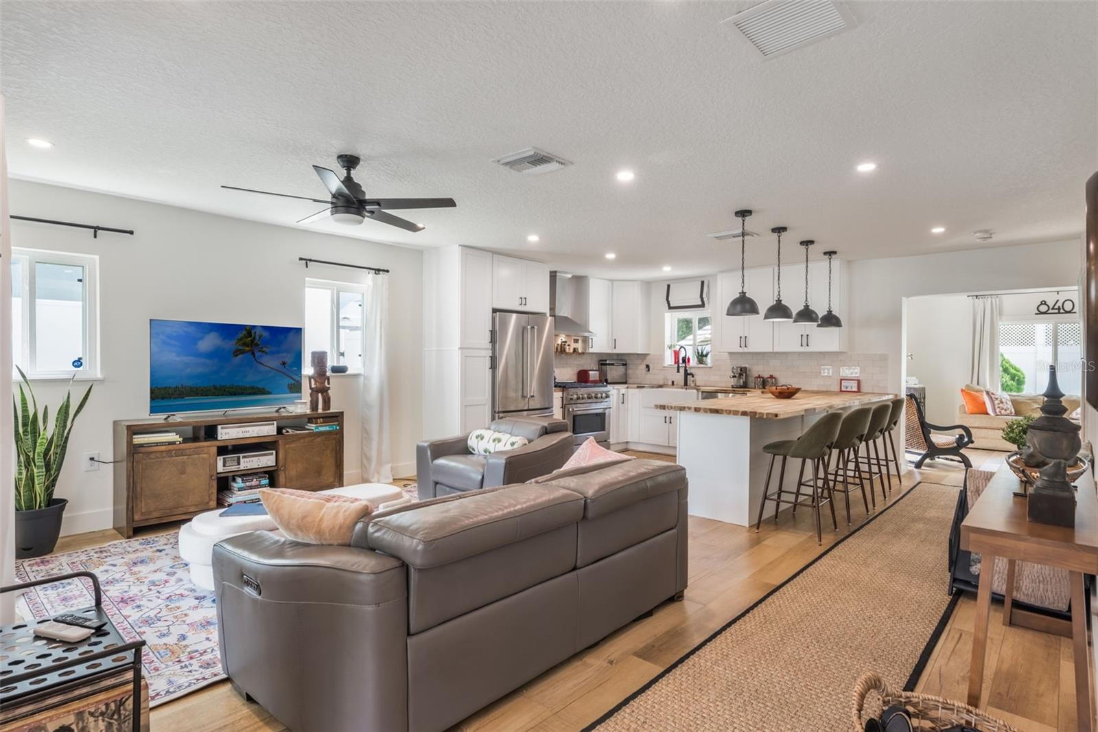 Image 9 of 17 For 840 Canton Avenue