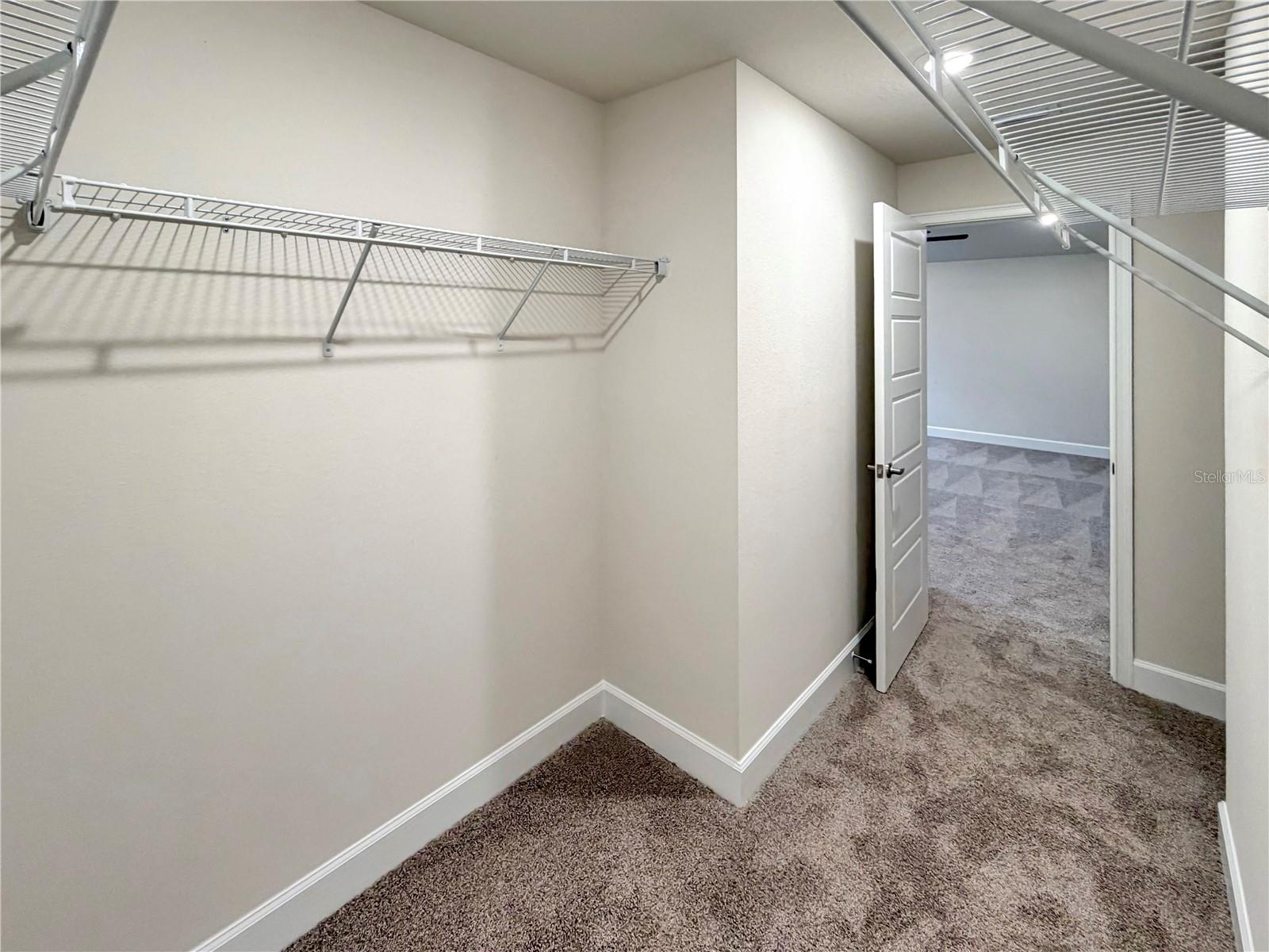 Image 13 of 16 For 7528 Bent Tree Loop