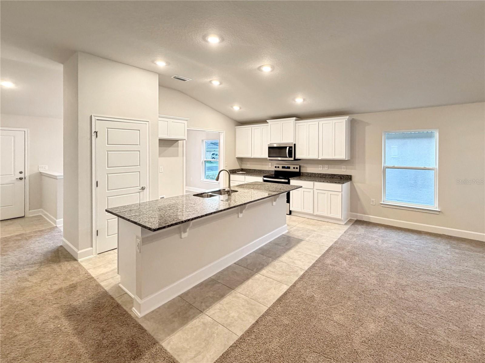 Image 4 of 16 For 7528 Bent Tree Loop