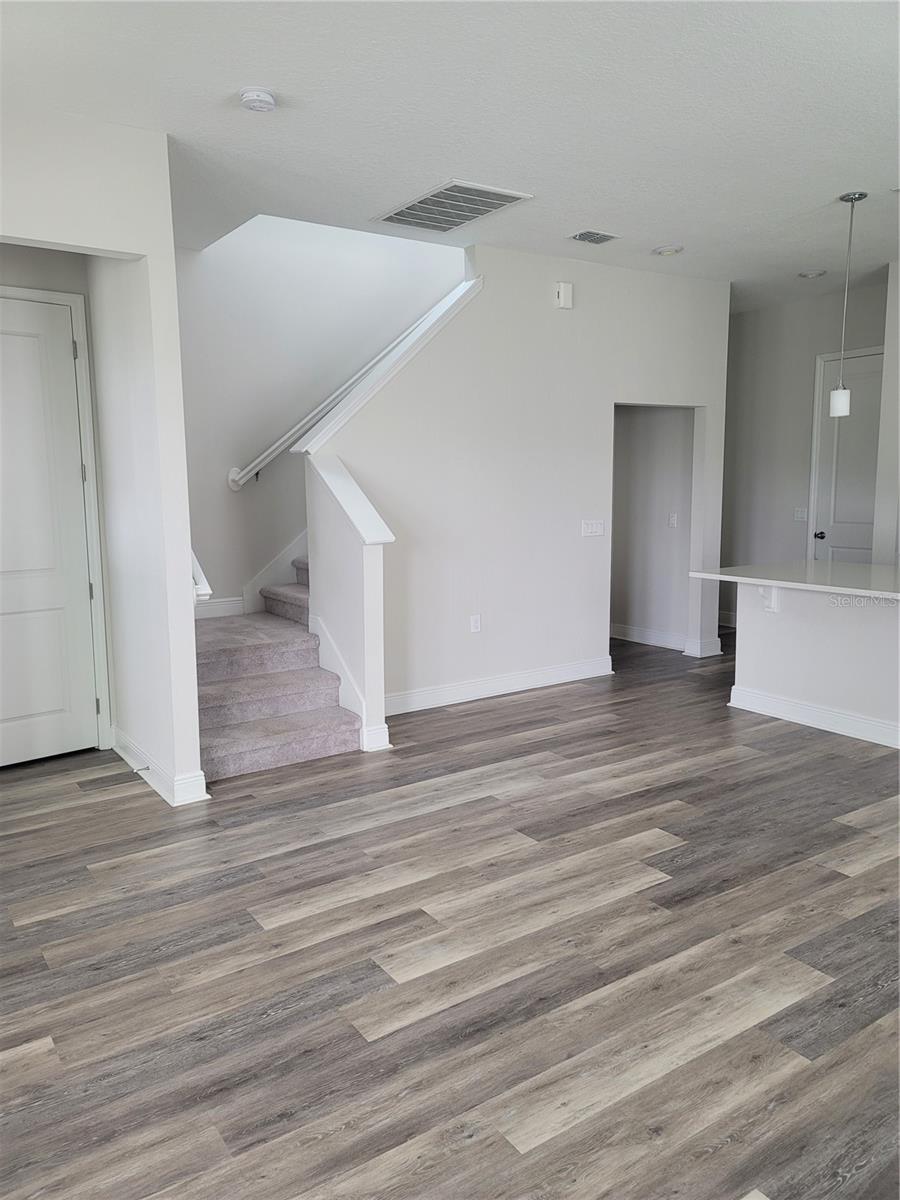 Image 12 of 38 For 9960 Pallida Hickory Way