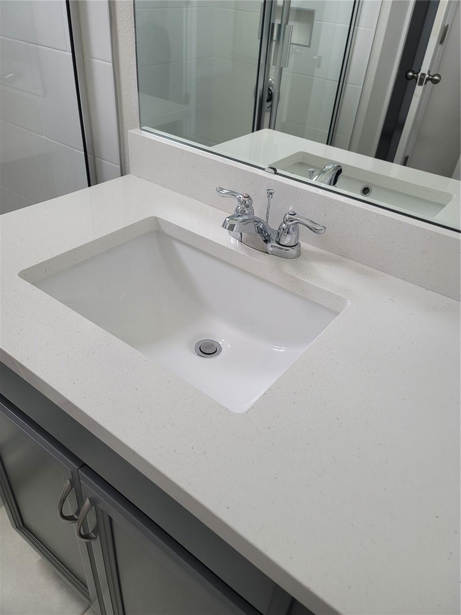 Image 19 of 38 For 9960 Pallida Hickory Way