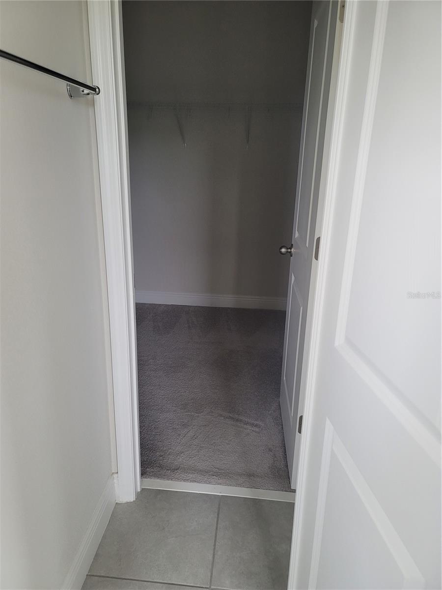 Image 21 of 38 For 9960 Pallida Hickory Way