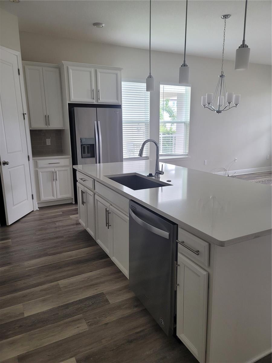 Image 3 of 38 For 9960 Pallida Hickory Way