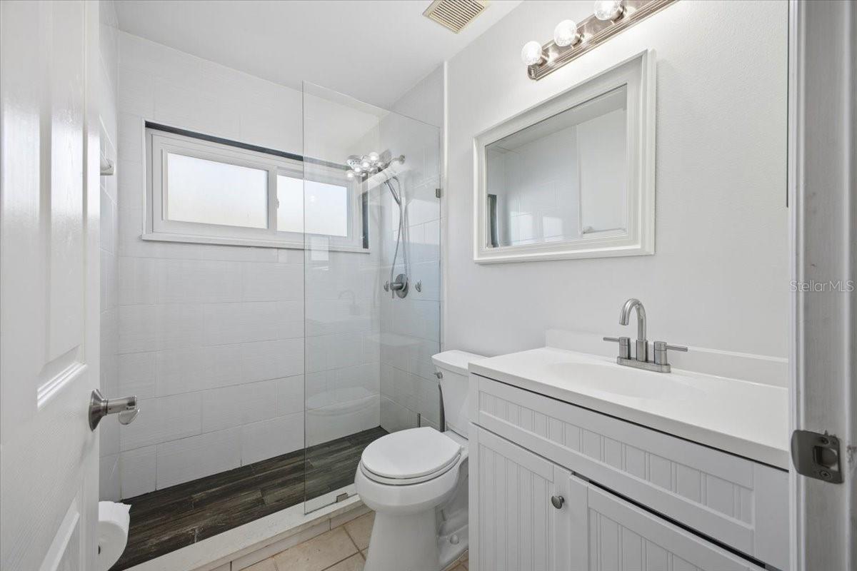 Image 16 of 29 For 3133 Samosa Hill Circle