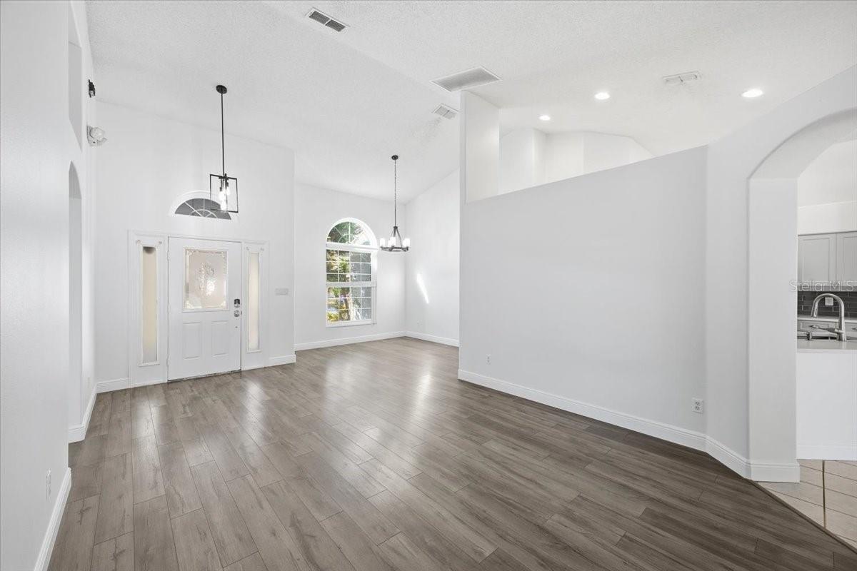 Image 4 of 29 For 3133 Samosa Hill Circle