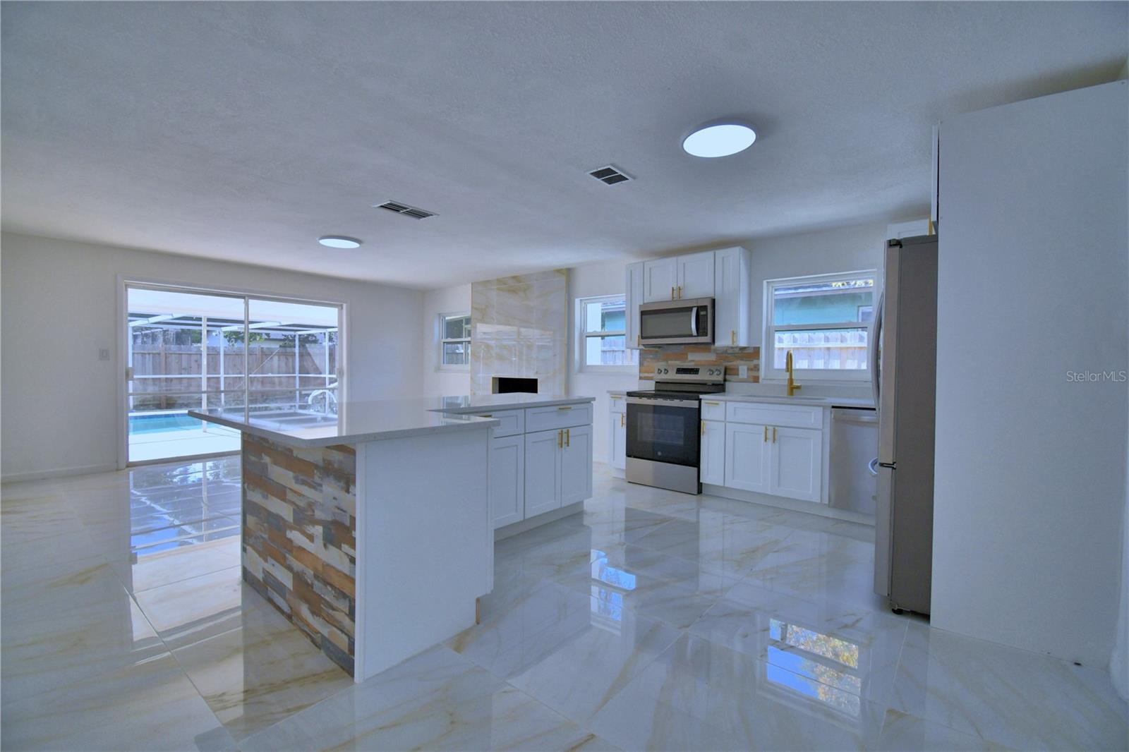 Image 5 of 41 For 5504 Sedgefield Street