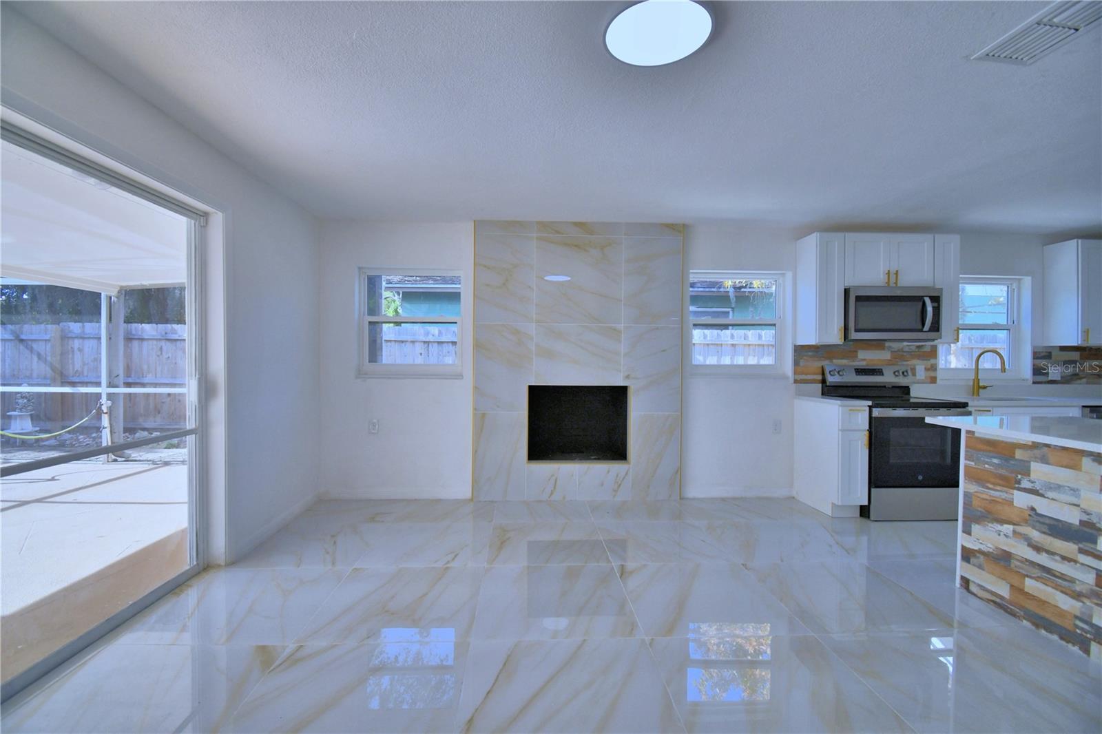 Image 7 of 41 For 5504 Sedgefield Street