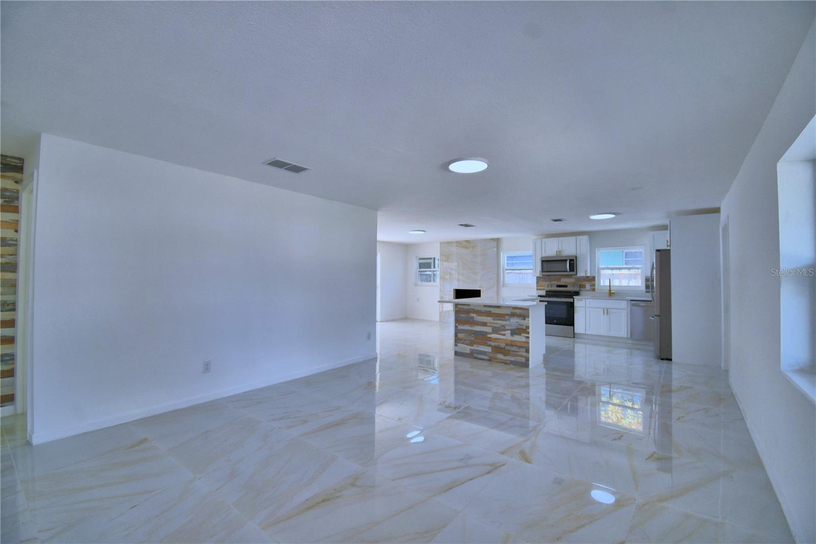 Image 8 of 41 For 5504 Sedgefield Street