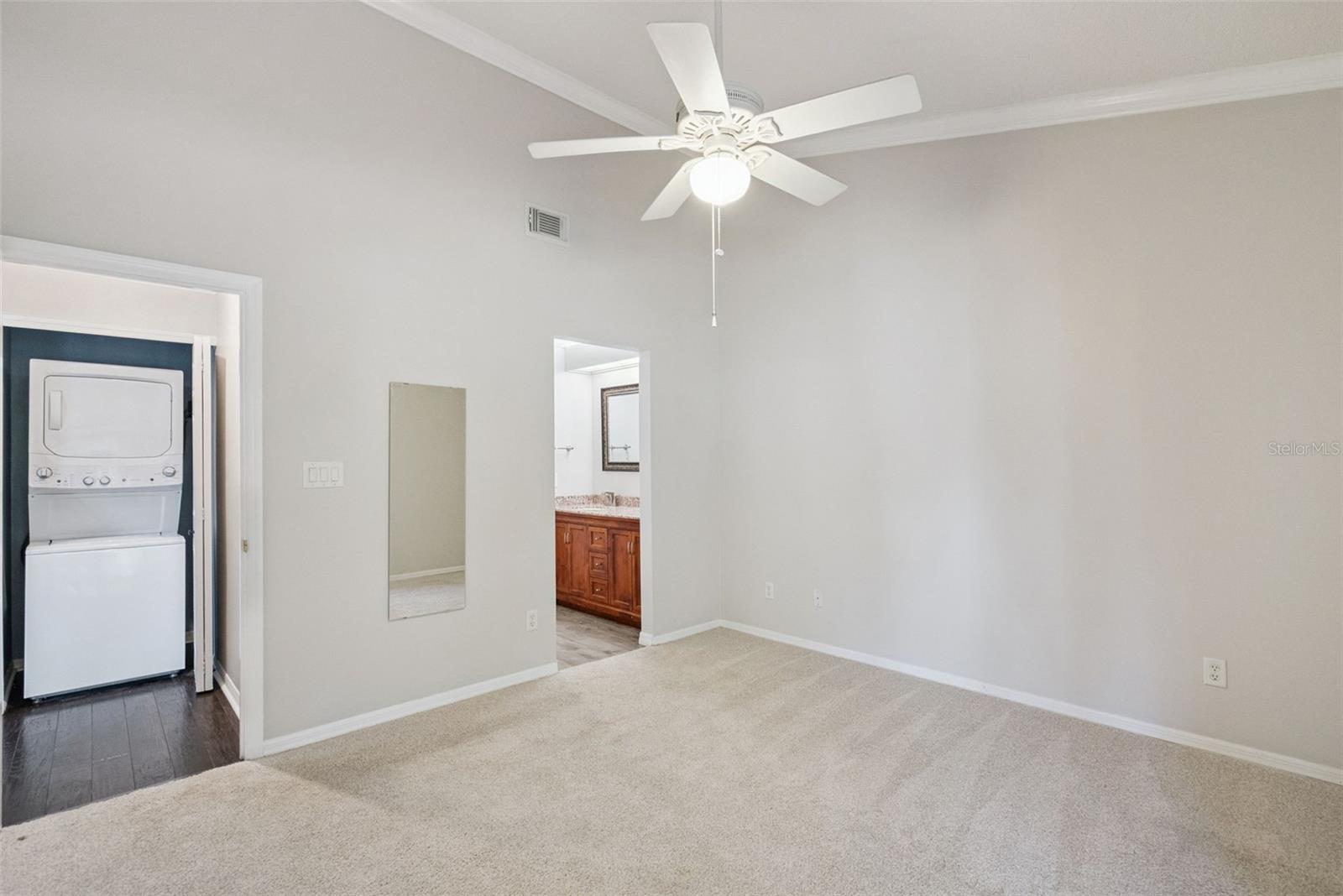 Image 15 of 29 For 4028 Maryland Place