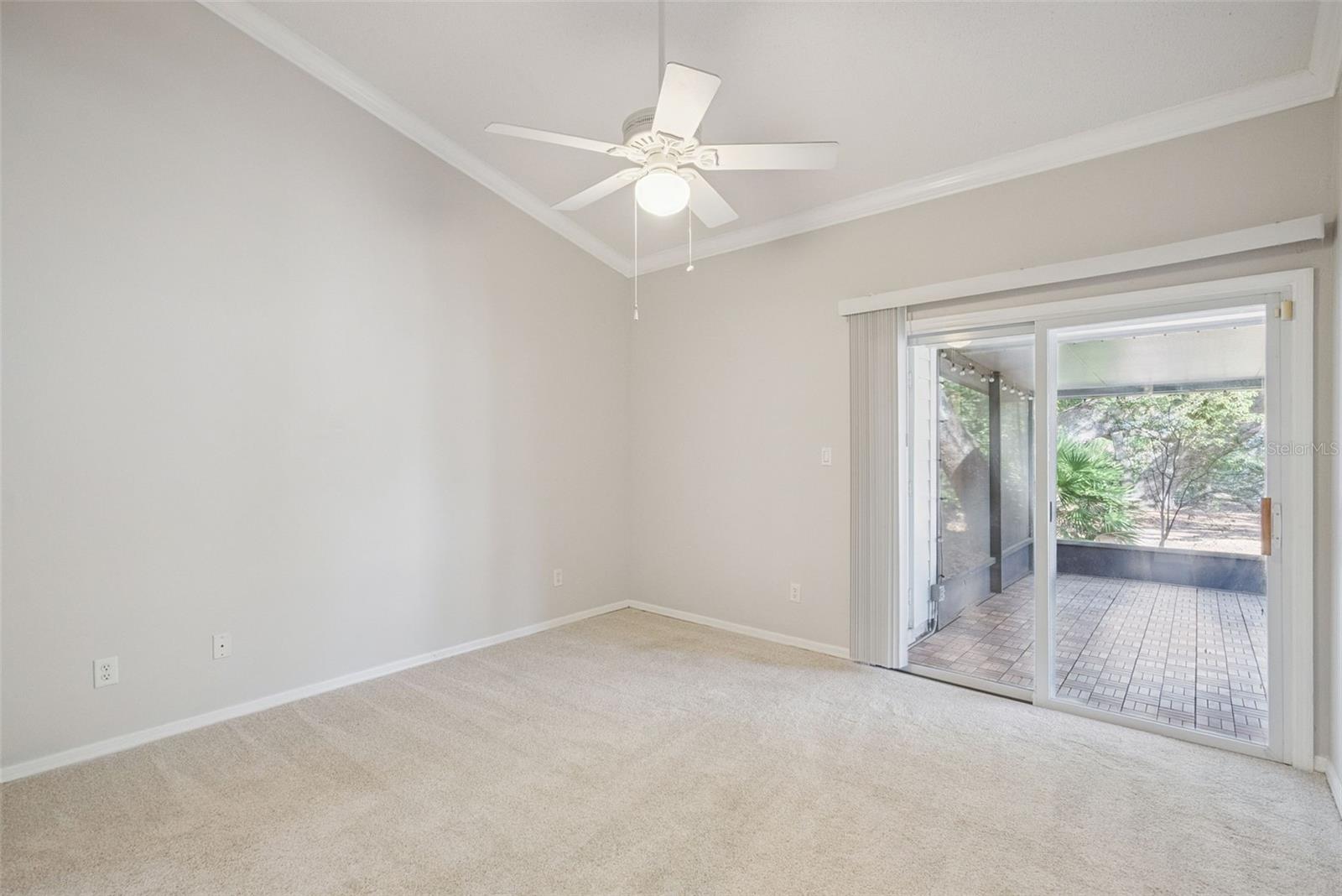 Image 16 of 29 For 4028 Maryland Place