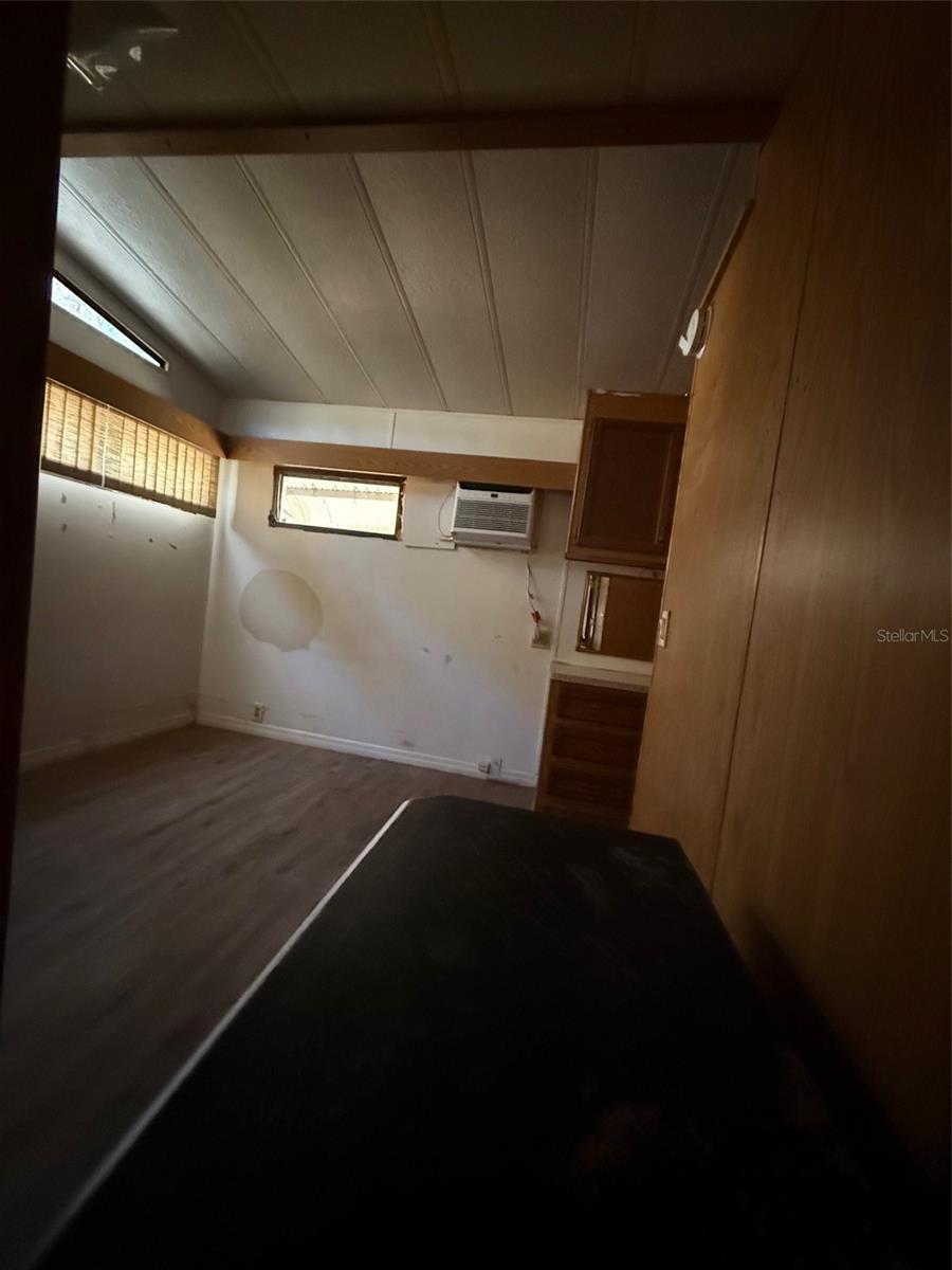 Image 6 of 7 For 3000 Clarcona Road 619