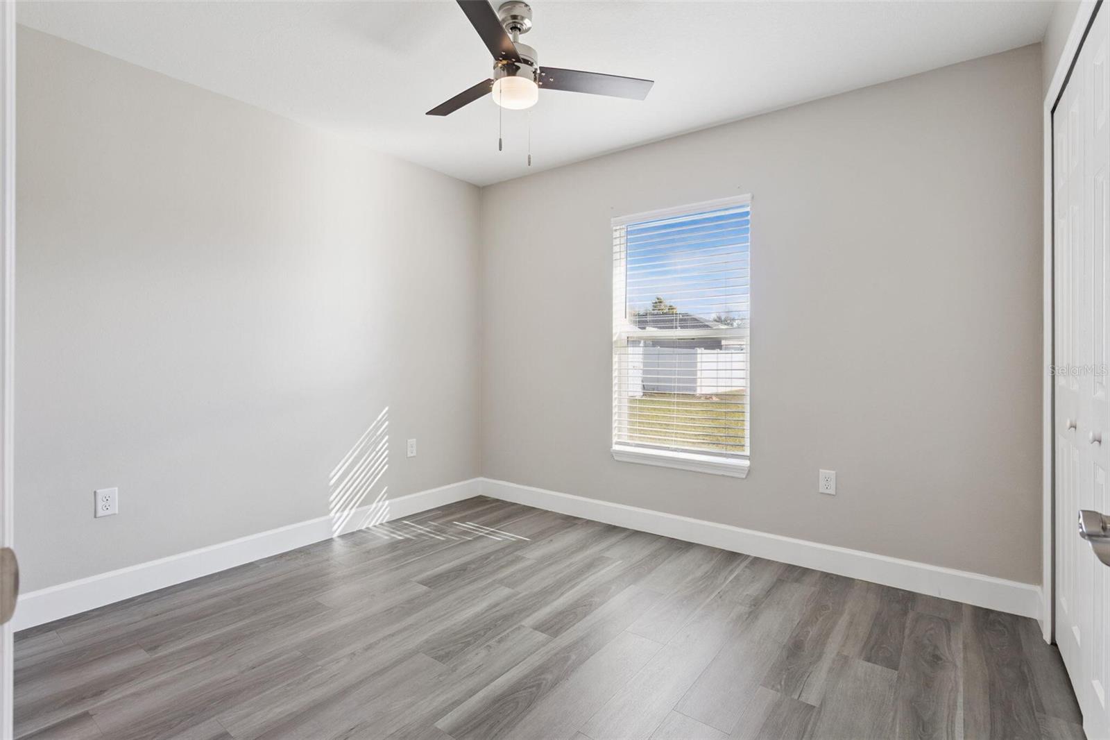 Image 12 of 15 For 10133 131st Court