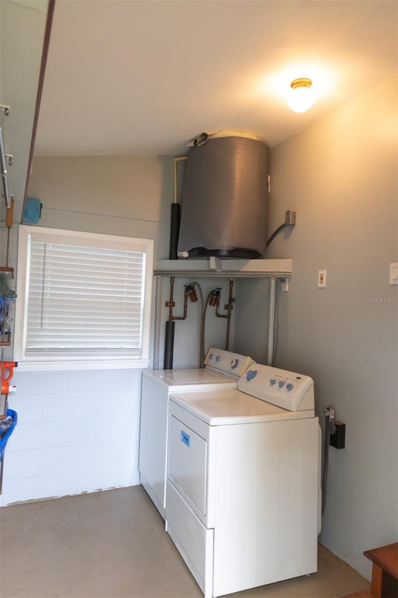 Image 14 of 26 For 544 Farnum Drive