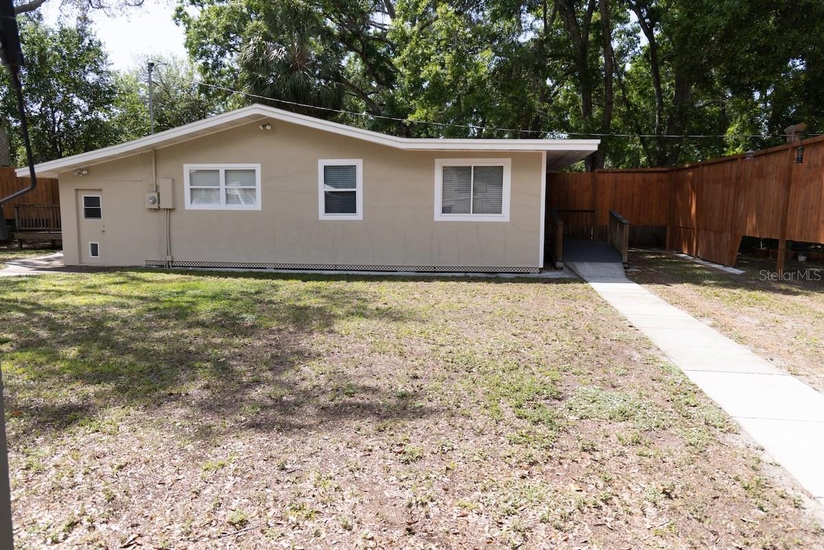 Image 2 of 26 For 544 Farnum Drive