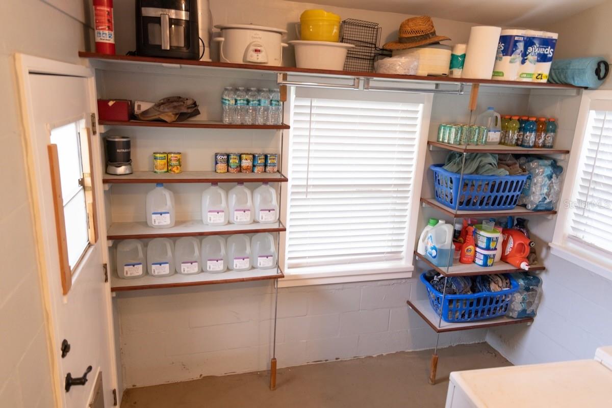 Image 8 of 26 For 544 Farnum Drive