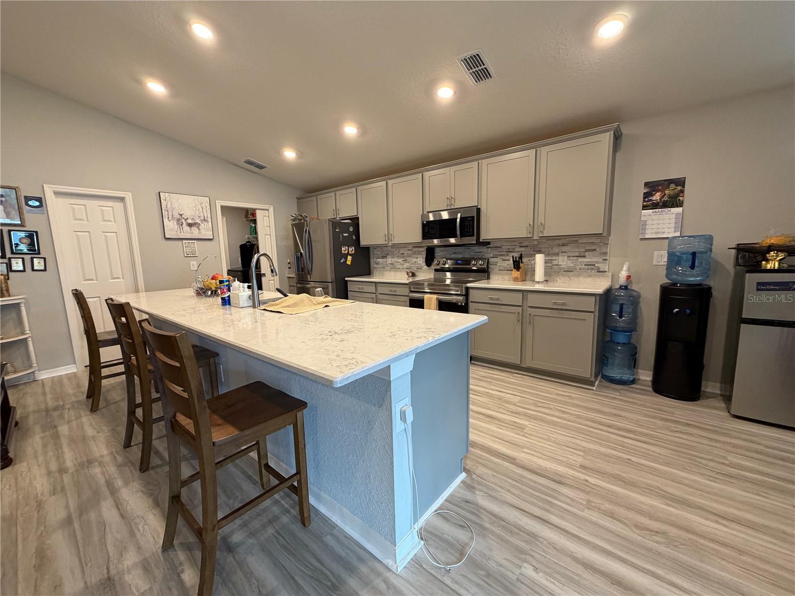 Image 3 of 15 For 1358 Cascade Drive