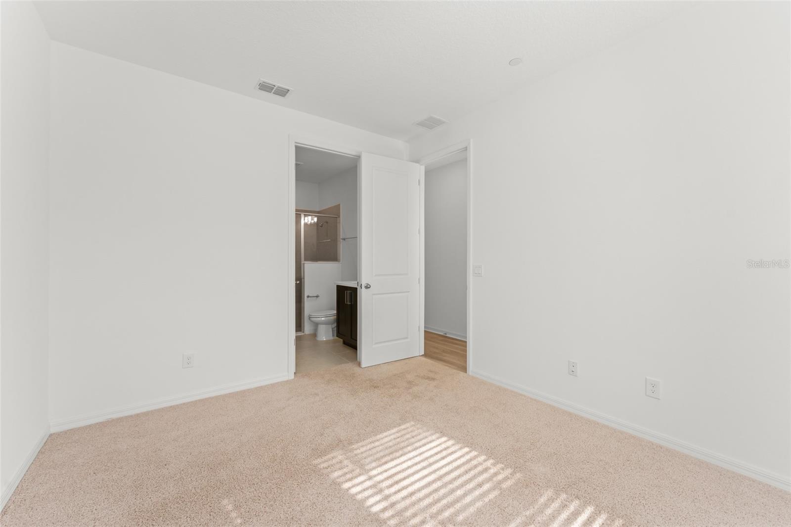 Image 10 of 92 For 12977 Gabor Avenue