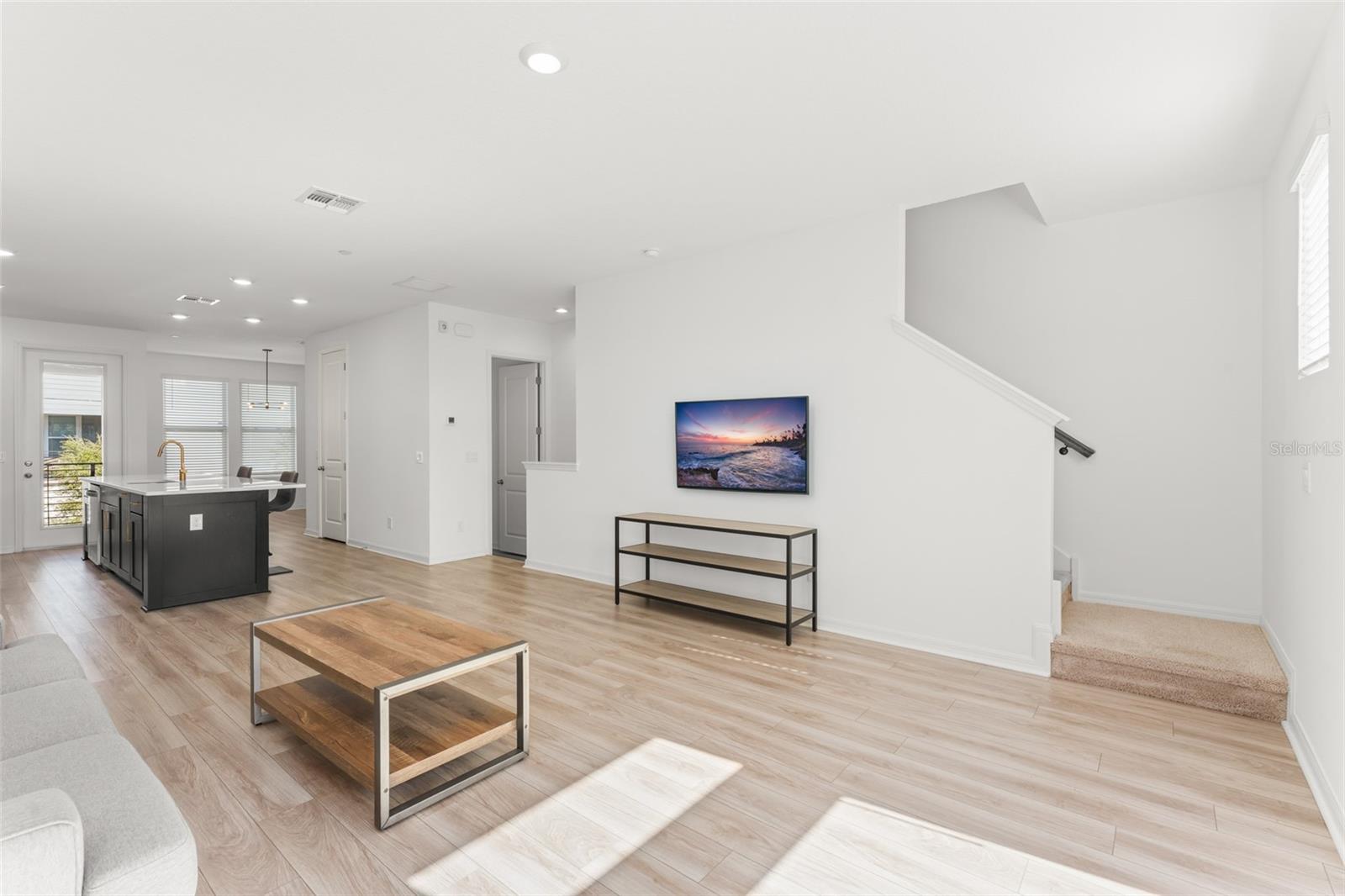 Image 21 of 92 For 12977 Gabor Avenue