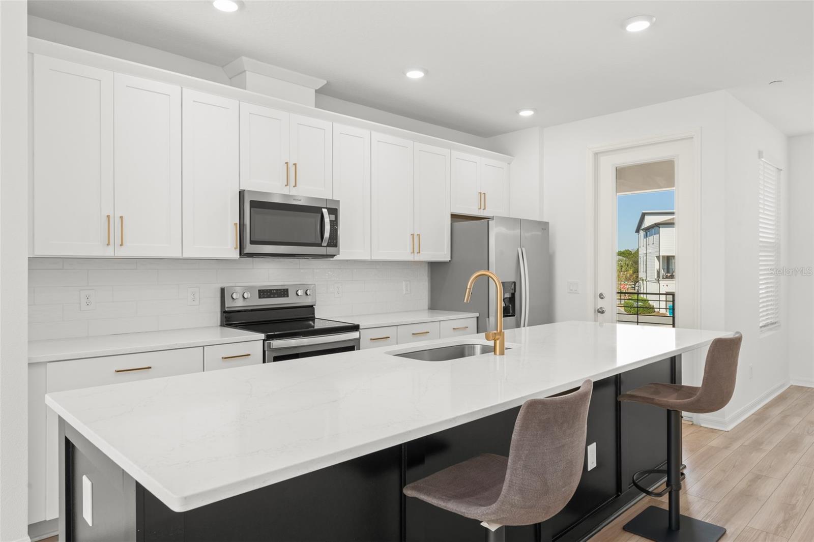 Image 24 of 92 For 12977 Gabor Avenue