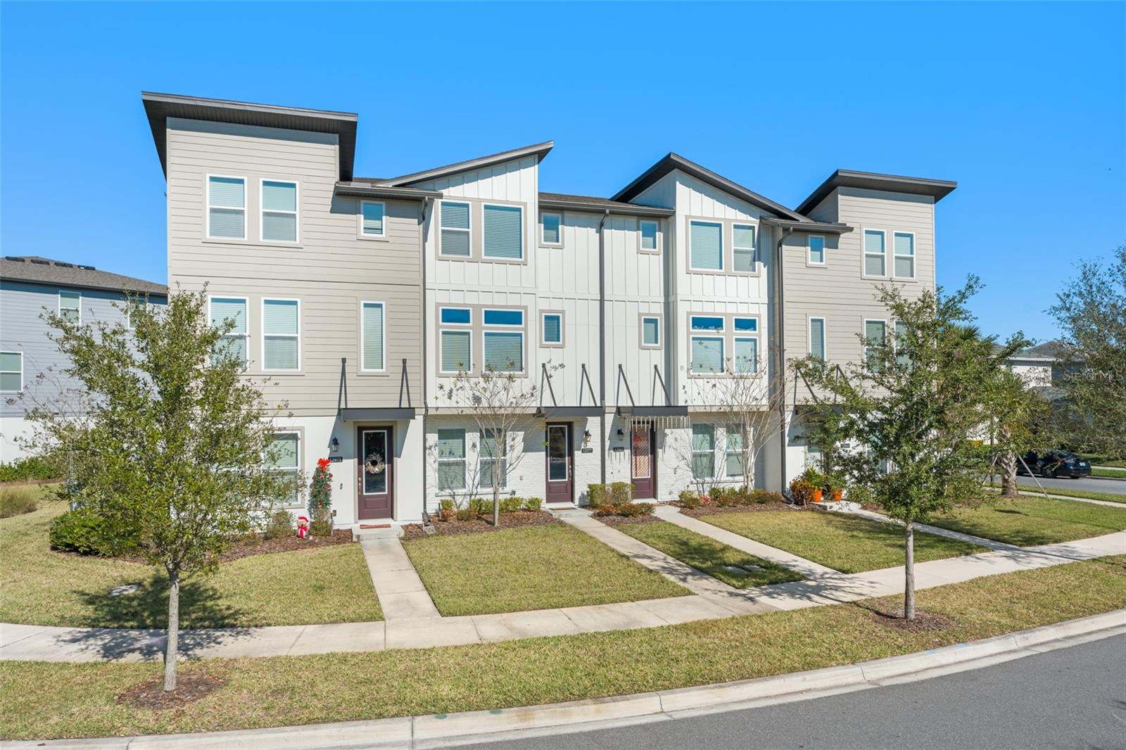 Image 3 of 92 For 12977 Gabor Avenue