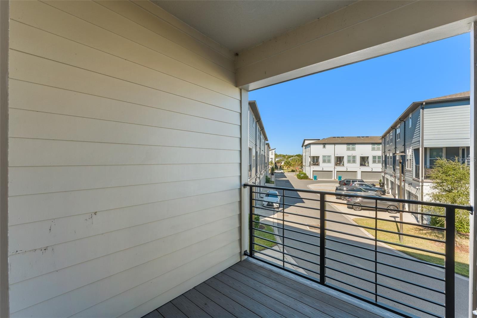 Image 33 of 92 For 12977 Gabor Avenue