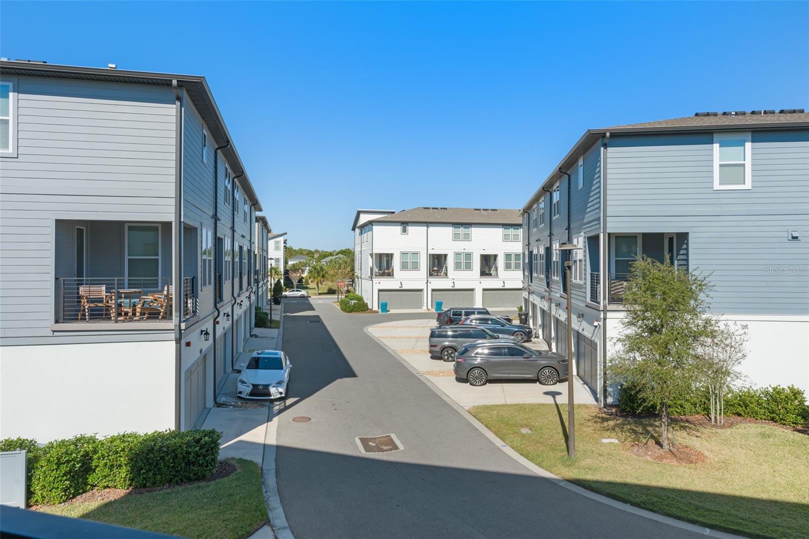 Image 34 of 92 For 12977 Gabor Avenue