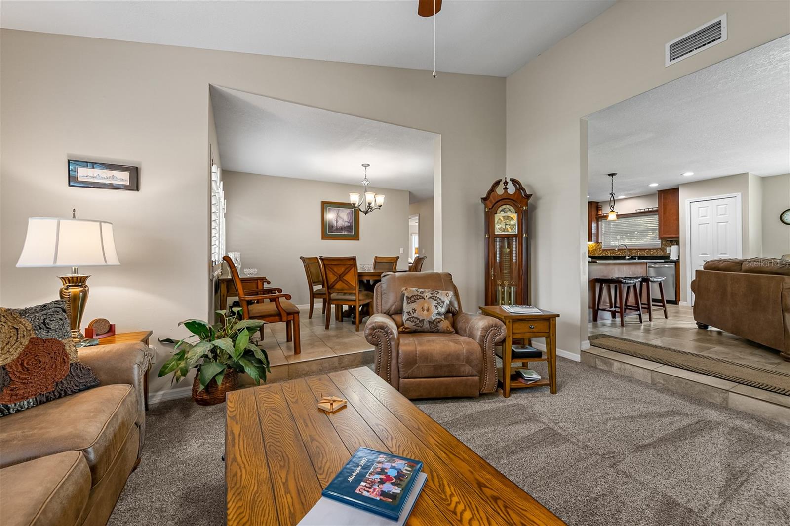 Image 11 of 50 For 109 Bantry Drive