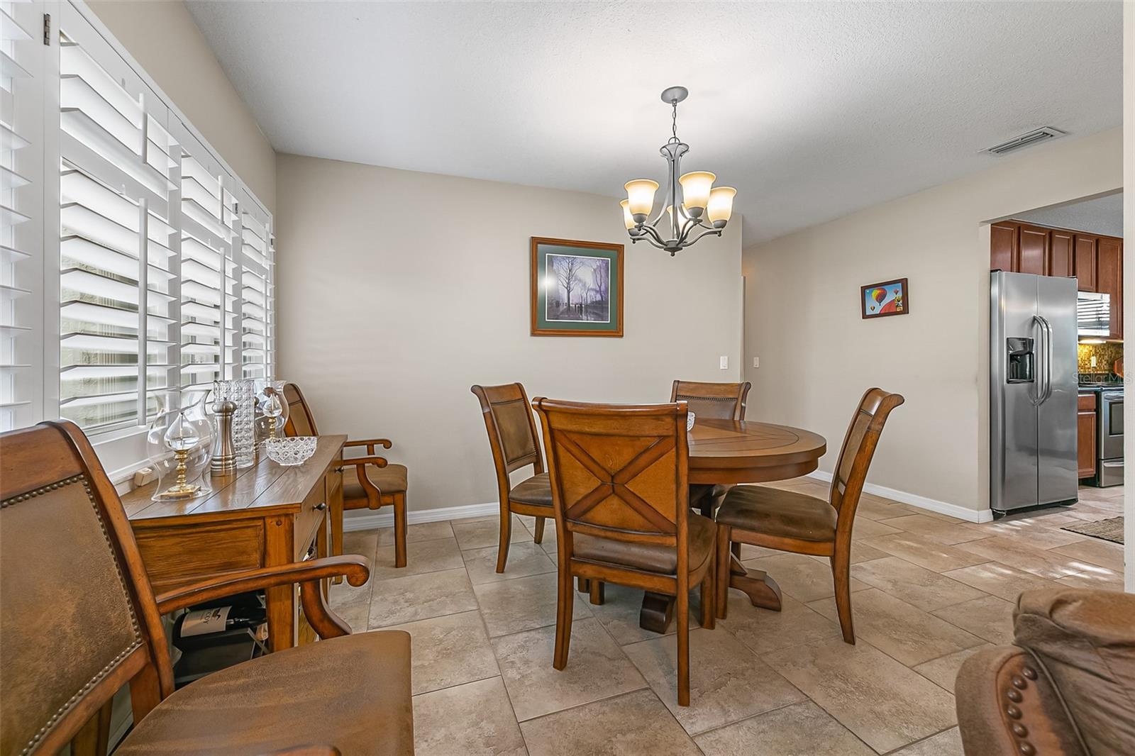 Image 12 of 50 For 109 Bantry Drive