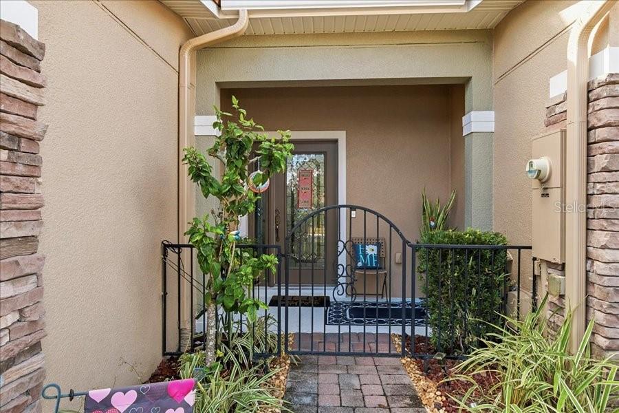 Image 2 of 21 For 672 Venice Place