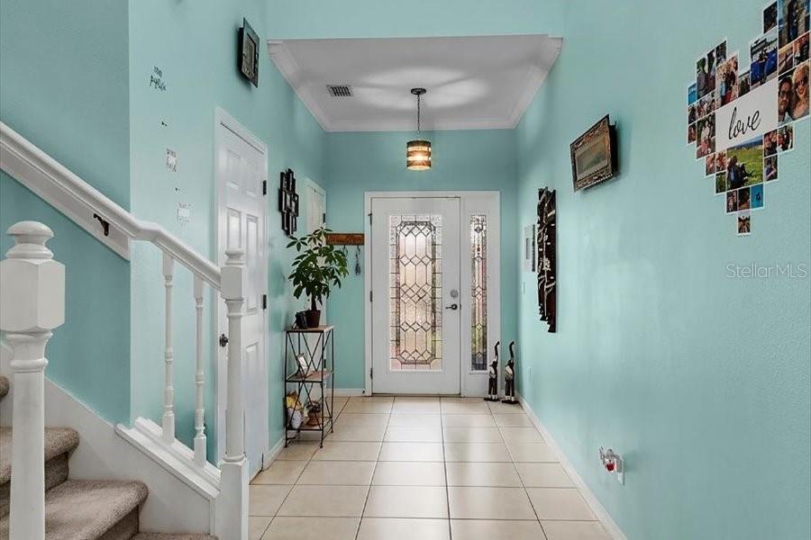 Image 3 of 21 For 672 Venice Place