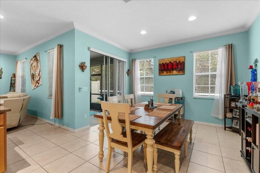 Image 5 of 21 For 672 Venice Place