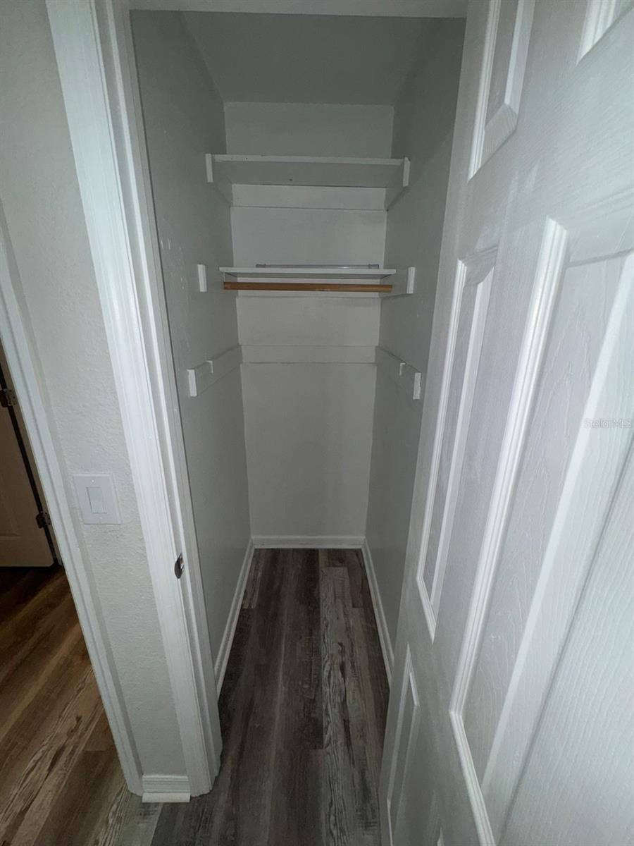 Image 16 of 48 For 2211 Sunny View Dr