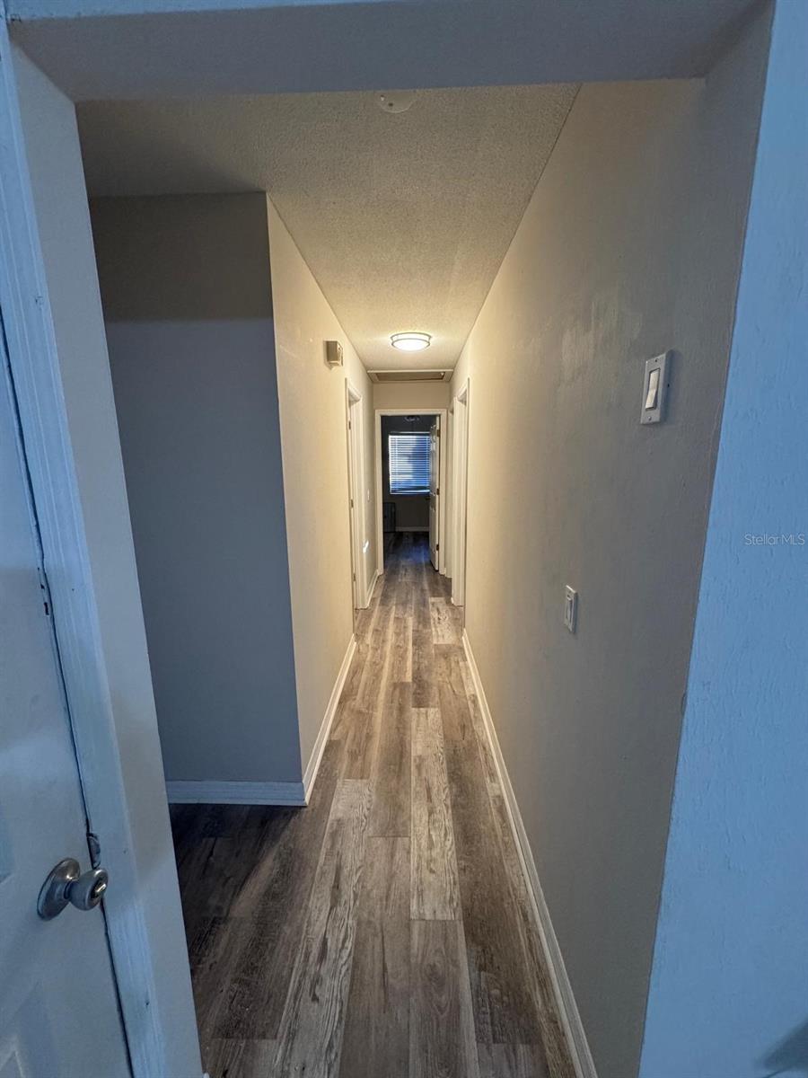 Image 24 of 48 For 2211 Sunny View Dr