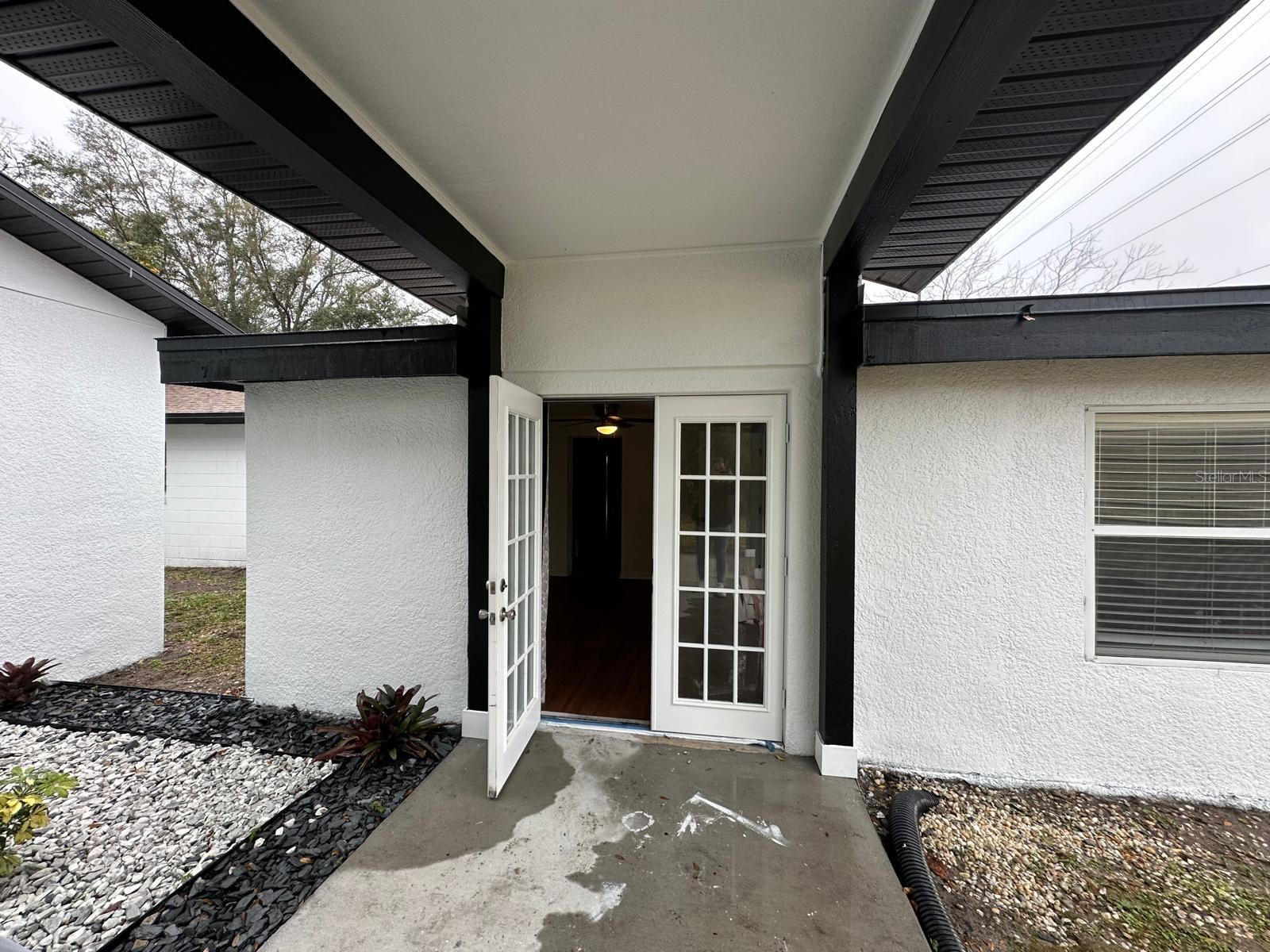 Image 25 of 48 For 2211 Sunny View Dr