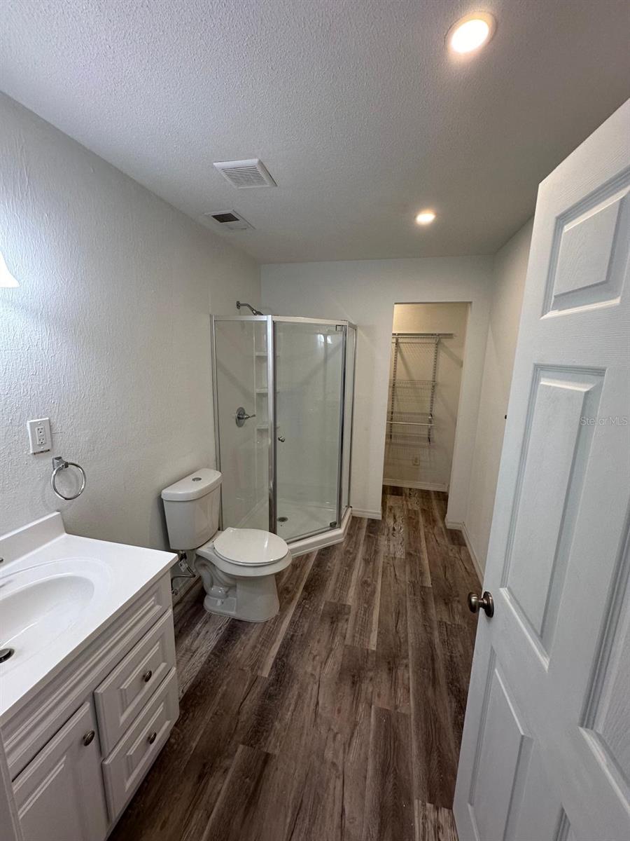 Image 28 of 48 For 2211 Sunny View Dr