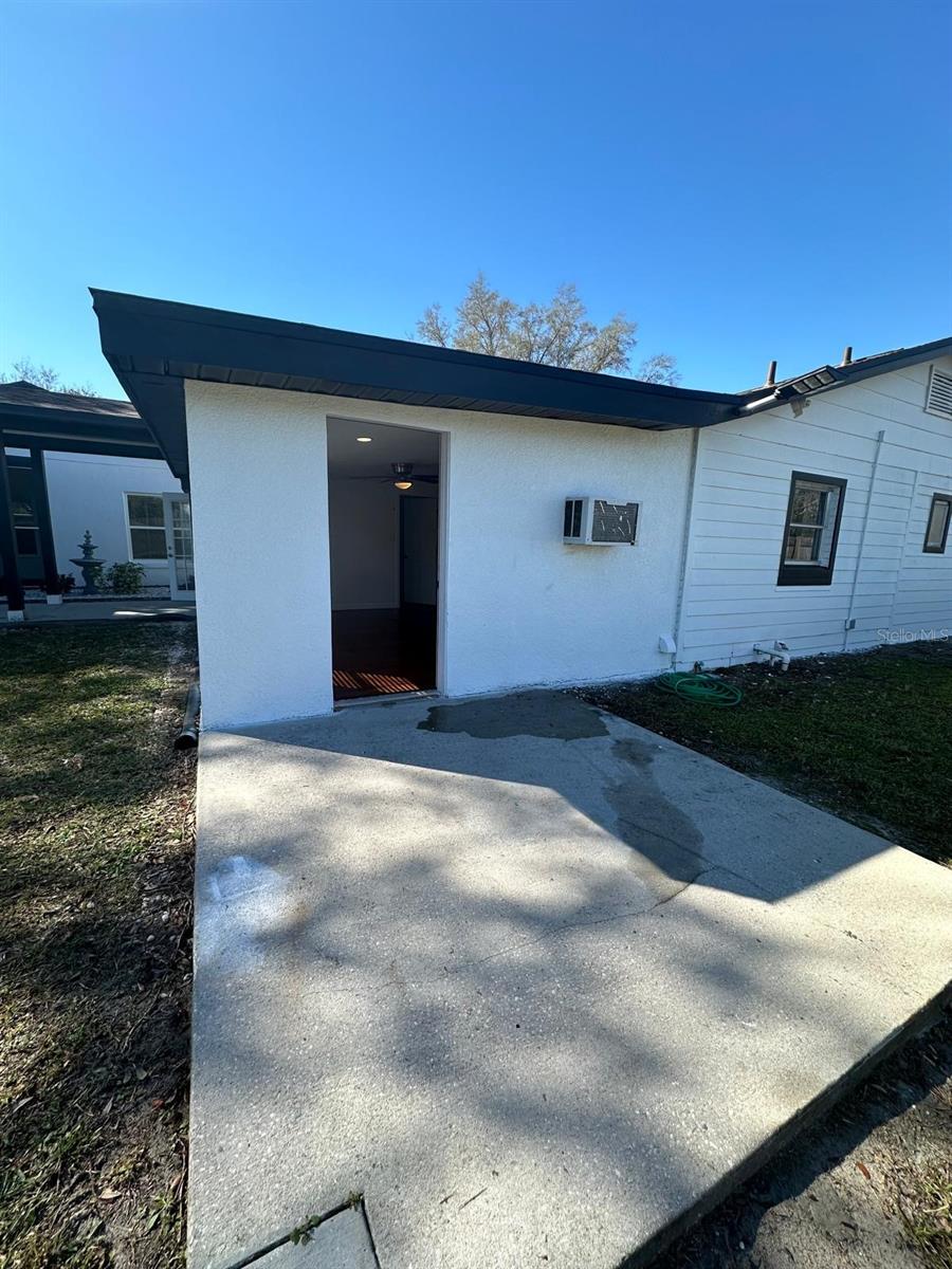 Image 30 of 48 For 2211 Sunny View Dr