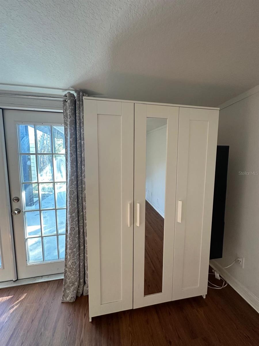 Image 31 of 48 For 2211 Sunny View Dr