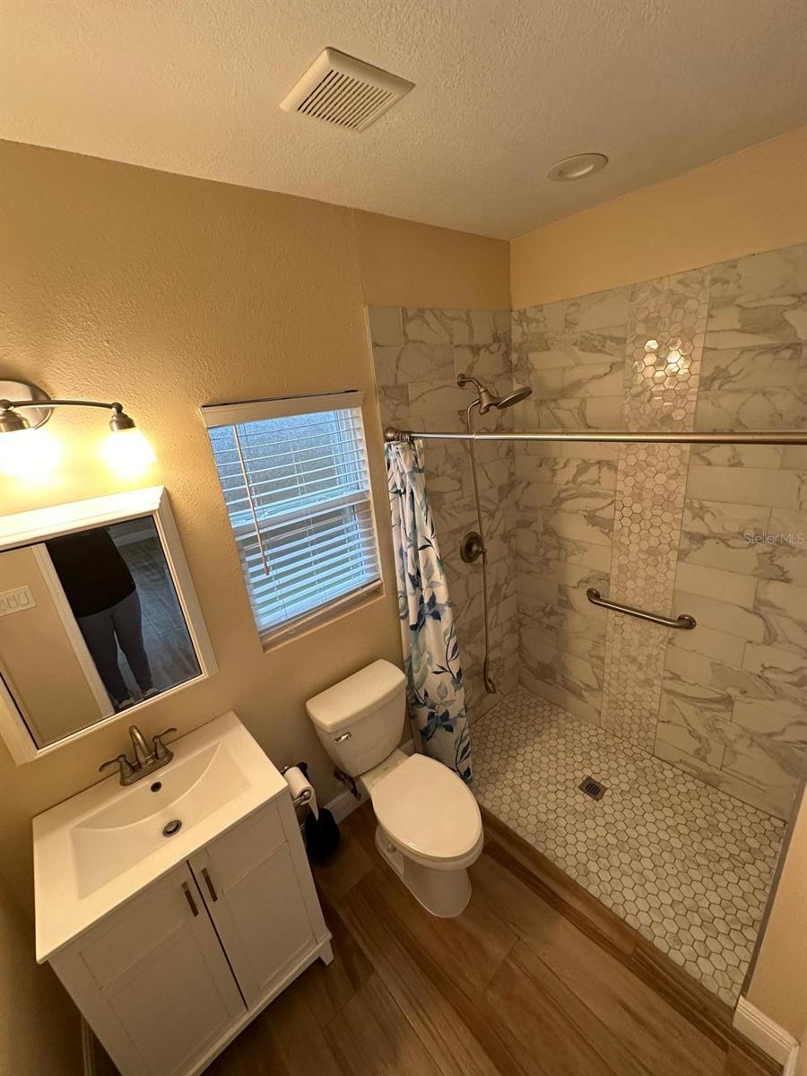 Image 42 of 48 For 2211 Sunny View Dr