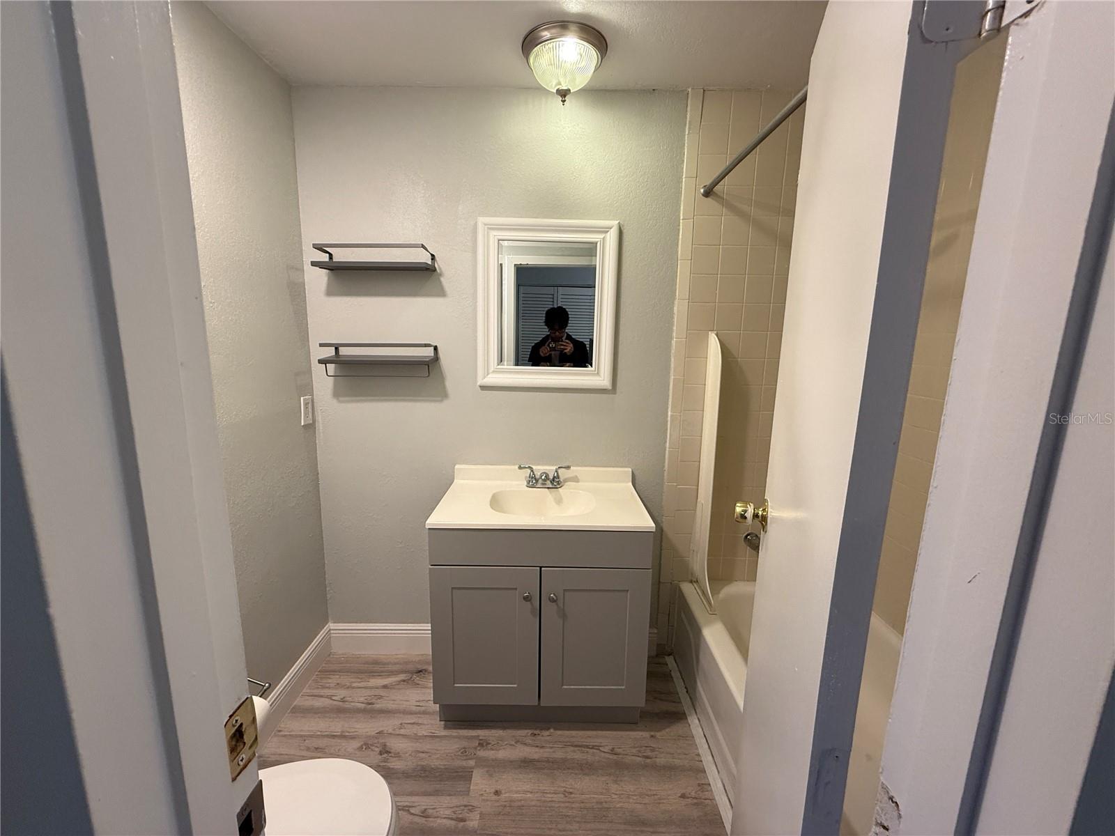 Image 20 of 25 For 2811 Archer Road P132